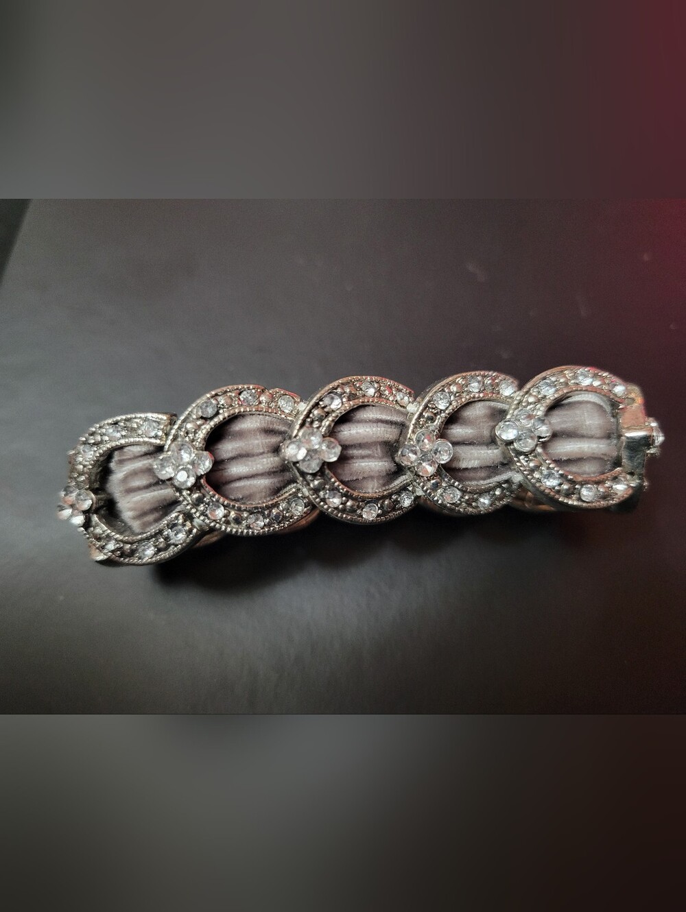 FASHION BRACELET ANTIQUE STYLE VELVET & SILVER TONE METAL LINK Jewelry Accessory